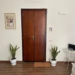 Casa Caracciolo *